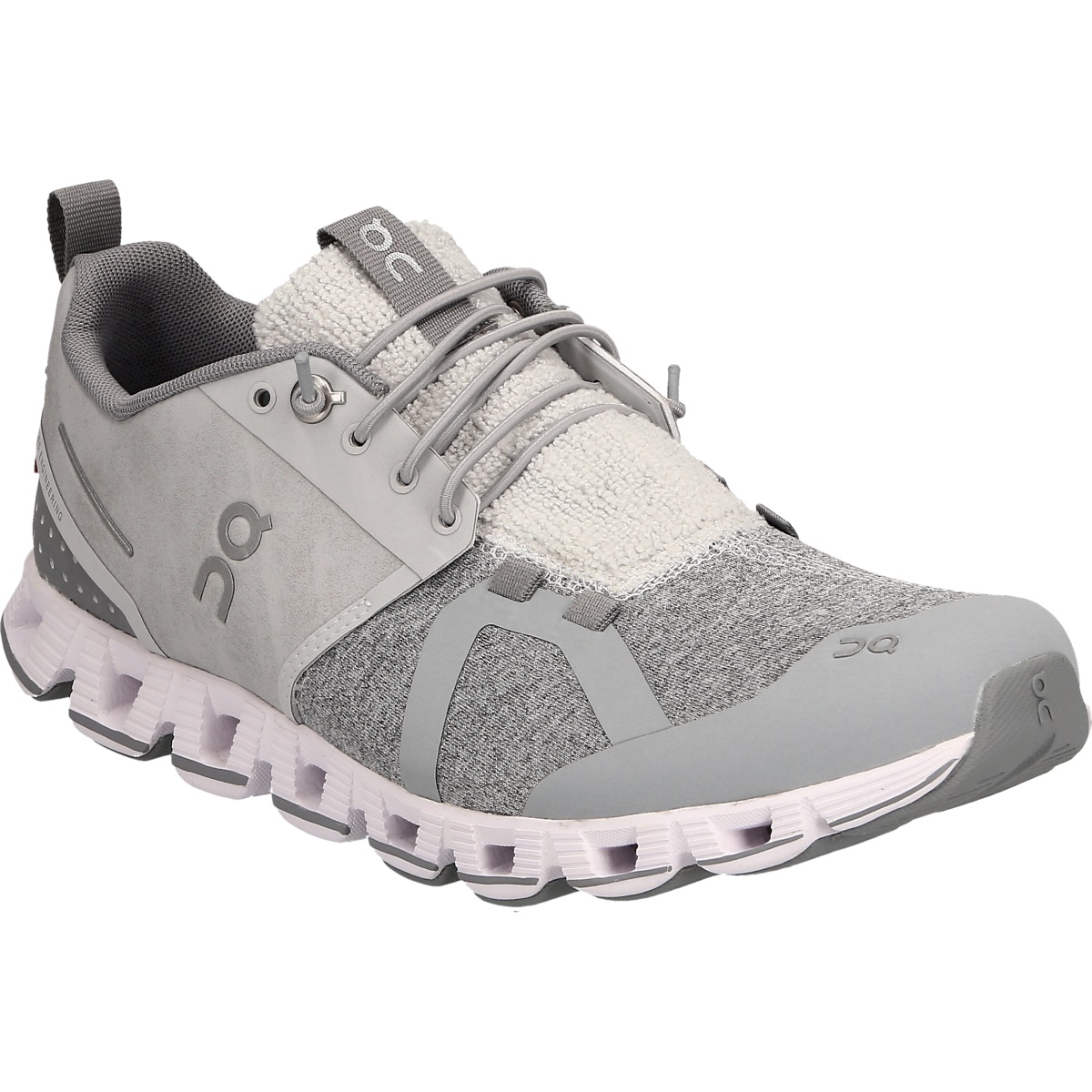 on cloud running shoe sale