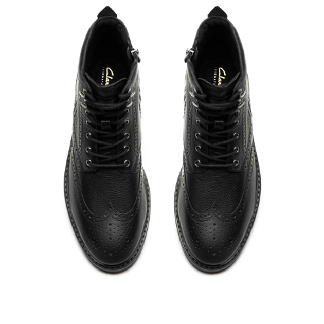 Clarks Newford LaceBT 26183842 7 Boots in black