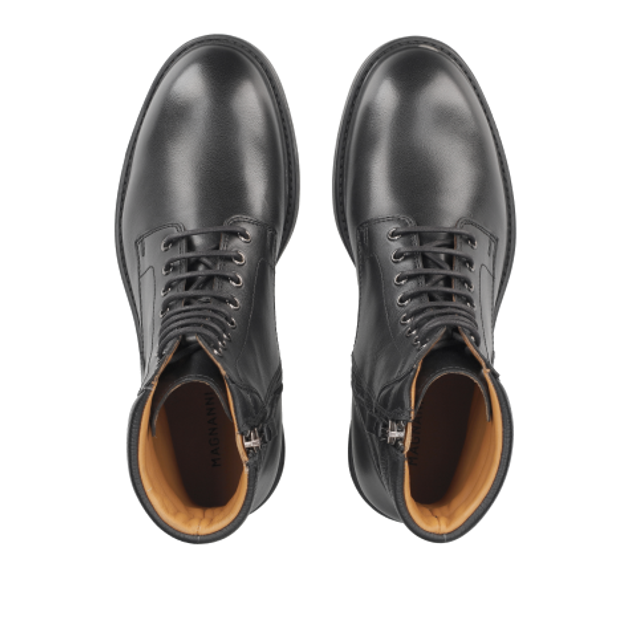 Magnanni 25833 NEGRO Boots in black