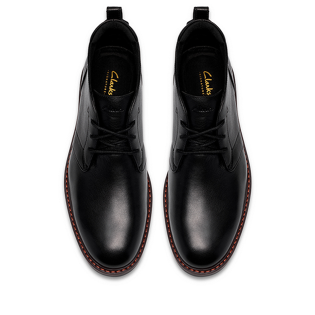 Clarks Aldwin2 Chukka 26329522 7 Boots in schwarz