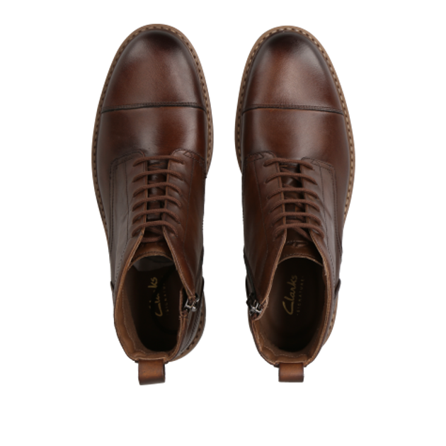 Clarks Aldwin Cap 26179733 7 Boots in brown