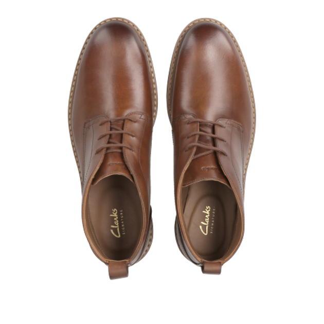 Clarks Aldwin Chukka 26178425 7 Boots in brown