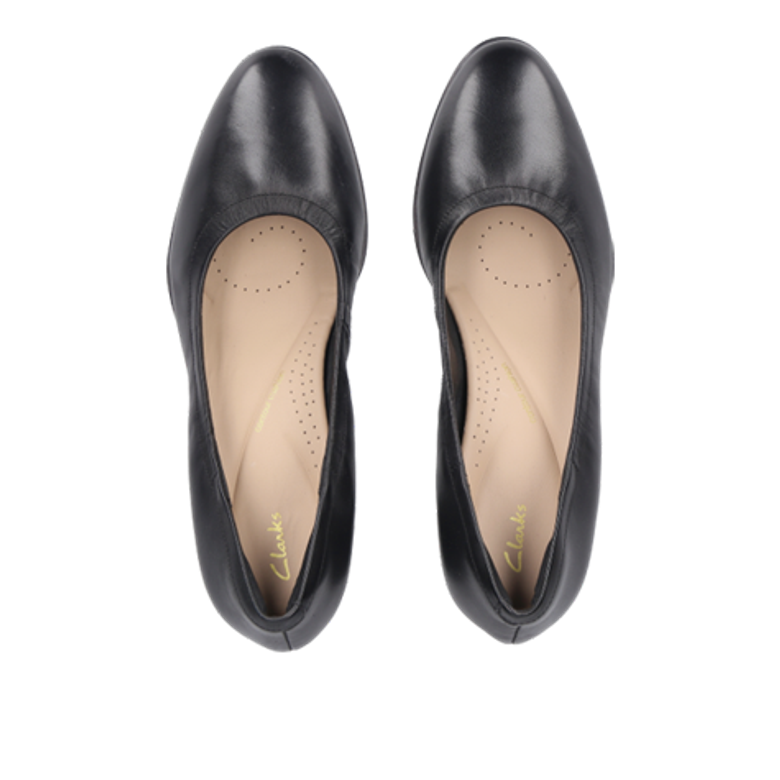 Clarks Freva55 Court 26170964 4 Pumps in black