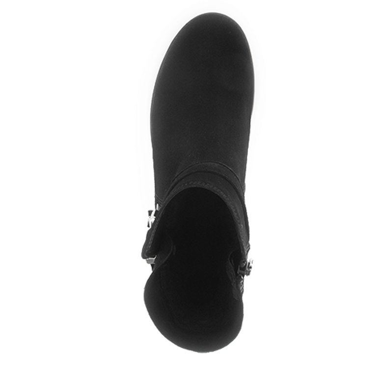 Gabor 4.682.77 ankle boots in black