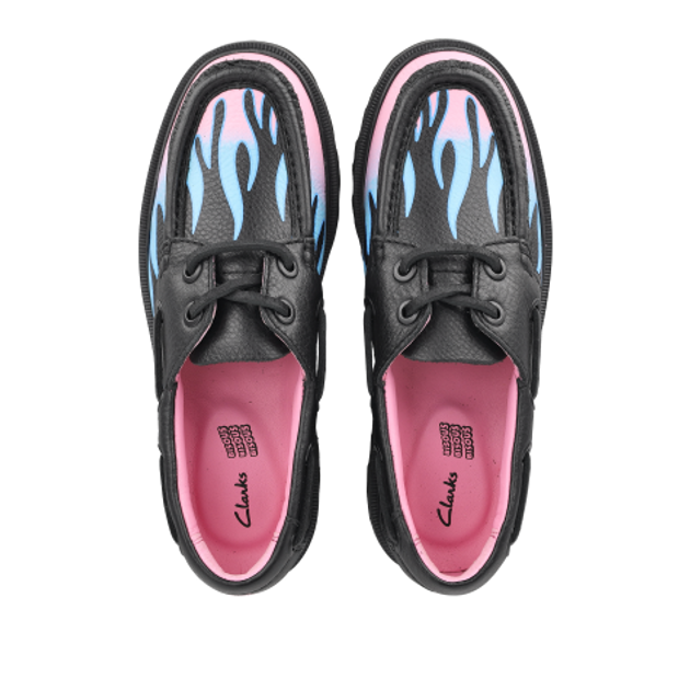 Clarks Cleyhill Fire x Bisous Schnürschuhe in schwarz