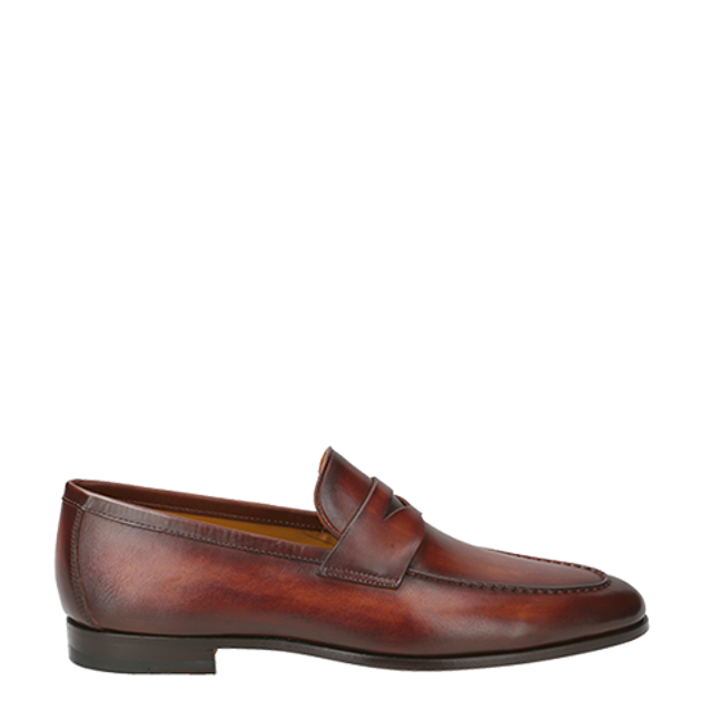 Magnanni 23802 COGNAC slip-on shoe in brown