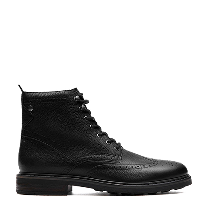 Clarks Newford LaceBT 26183842 7 Boots in black