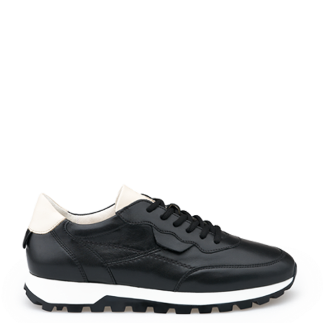Lloyd 25-220-11 GIA sneaker in black