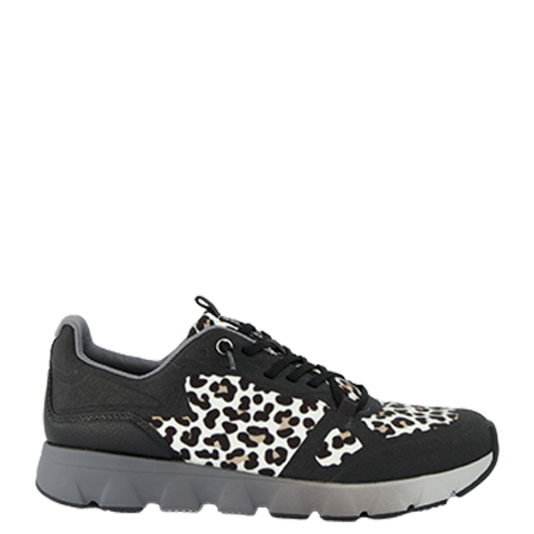 tenhaag wildhaag sneaker in black