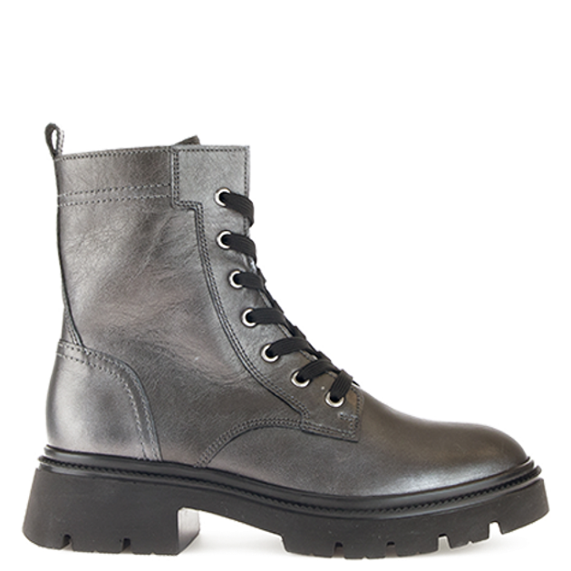 Gabor 1.852.69 boots in silver