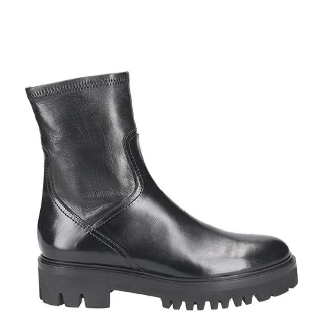 Truman's 7644 ankle boots in black