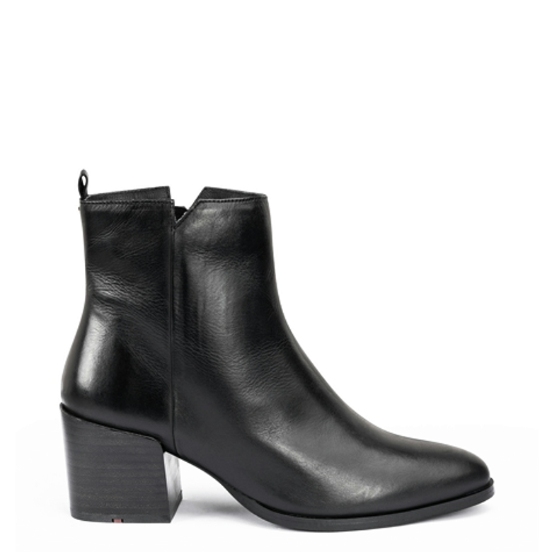 Lloyd 24-089-00 Ankle boots in black