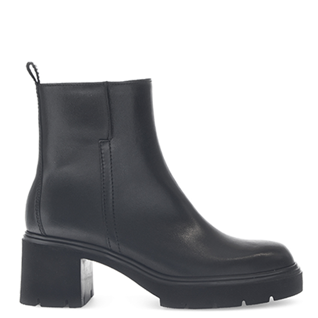 Gabor 1.874.27_7 ankle boots in black
