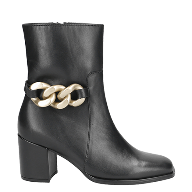 Gabor 95.621.27 ankle boots in black