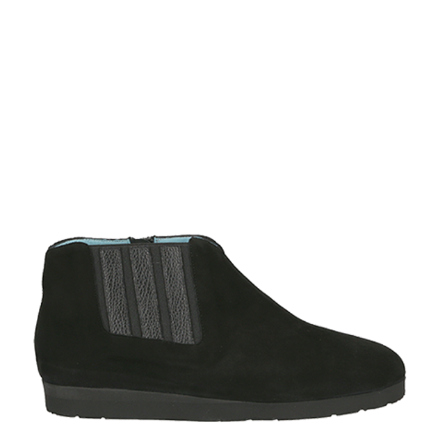Thierry Rabotin 1537MQ Generosa ankle boots in black