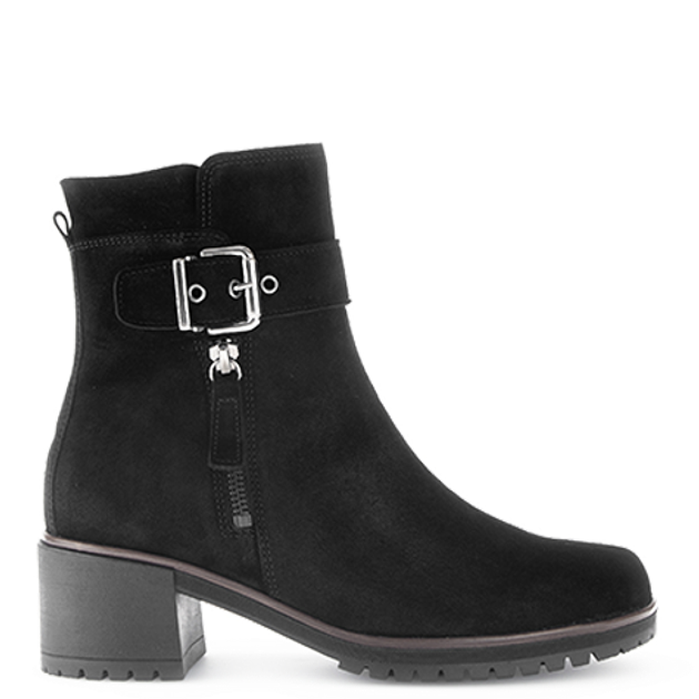 Gabor 4.682.77 ankle boots in black