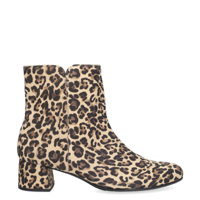 Gabor 5.680.32_7 ankle boots in brown