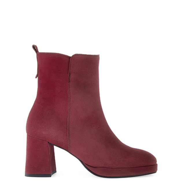 Gabor 5.720.35 ankle boots in red