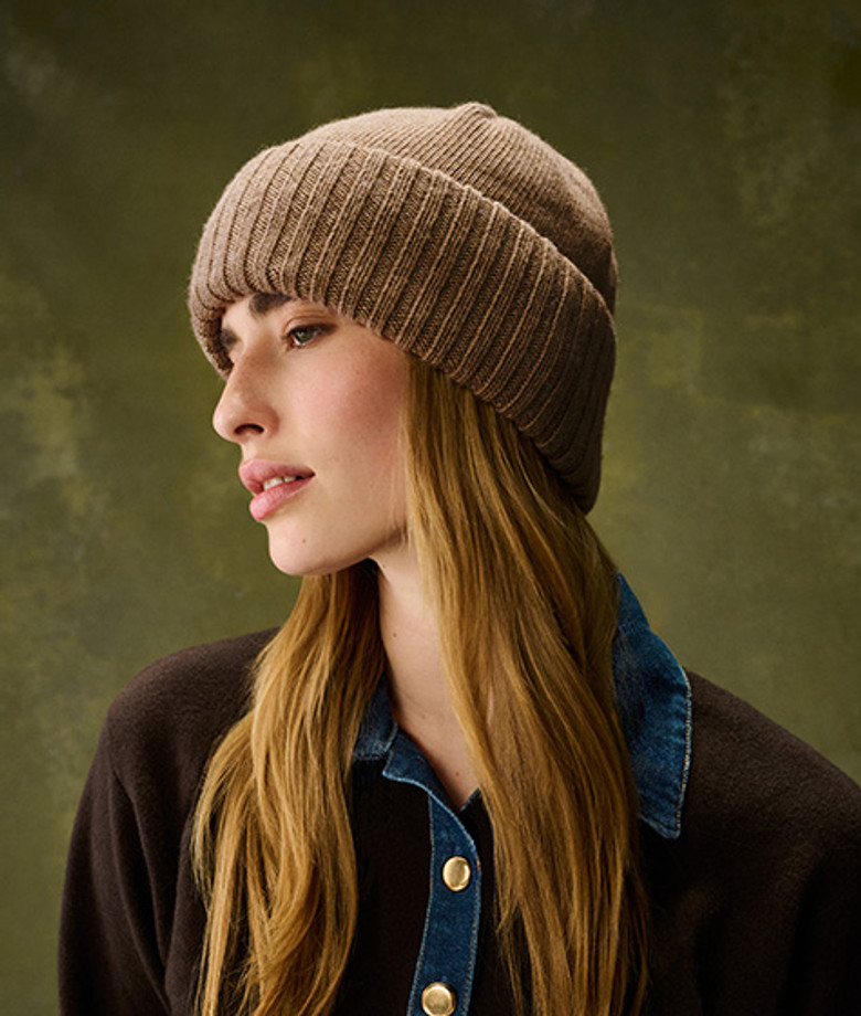 Donna Carolina 58.CAP.001-002 SAND Hats & Scarves in Brown