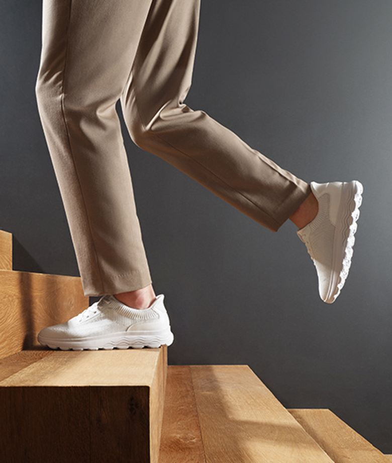 GEOX SPHERICA PLUS sneaker in white