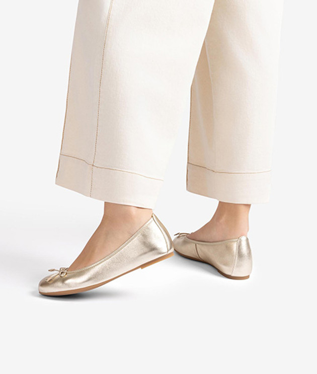 Unisa ACOR_LMT PLATINO ballerina in gold