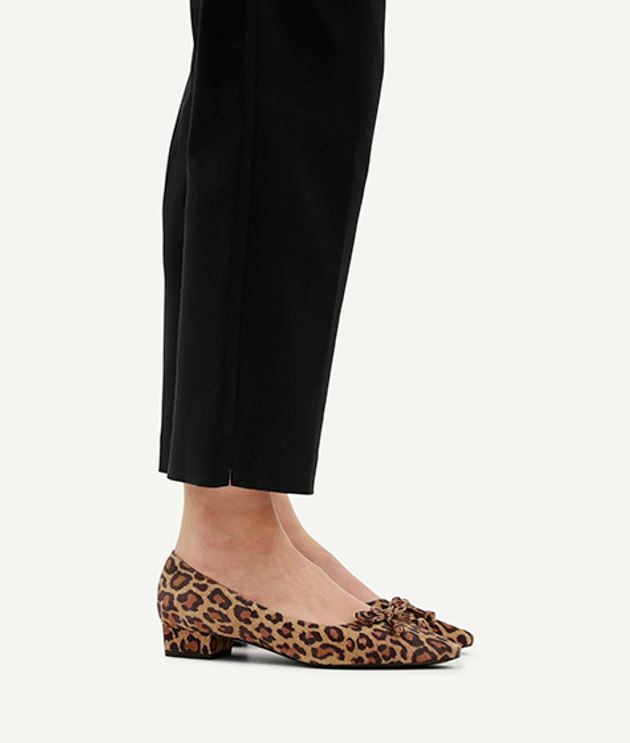 Peter Kaiser 72241 458 Pumps in brown