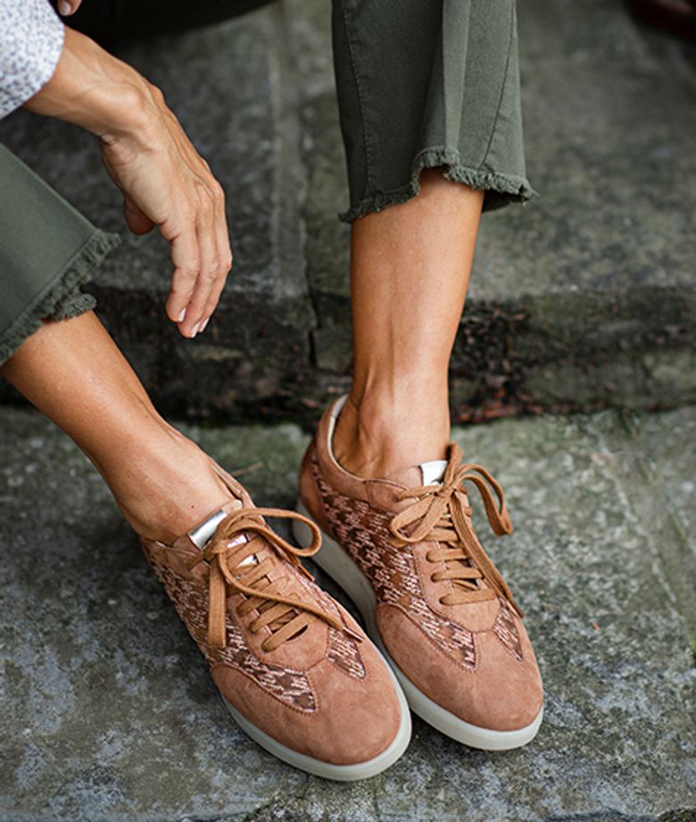 Brunate 20630 S24A sneaker in beige