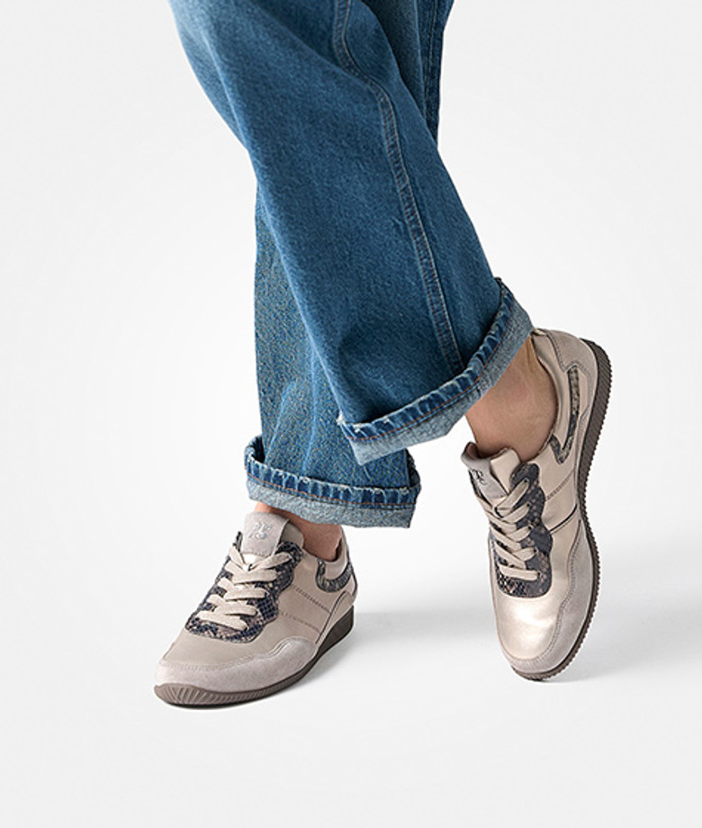 Paul Green 5489-088 sneaker in beige