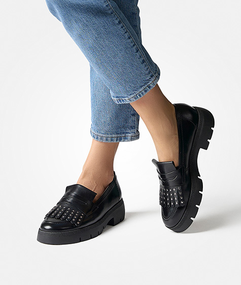 Paul Green 1118-006 Slippers & Moccasins in black buy online