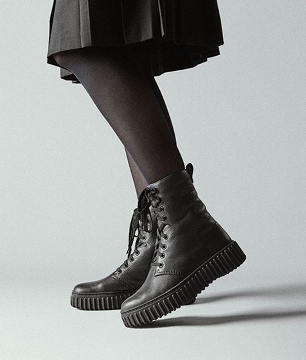 Clarks Torhill Style 26182918 4 Boots in black