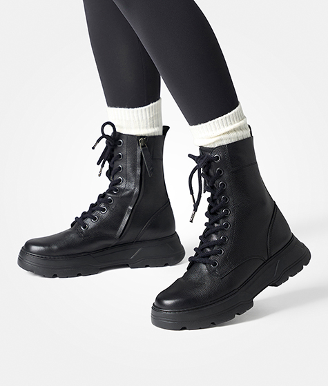 Paul Green 8260-038 Lace-up boots in black buy online