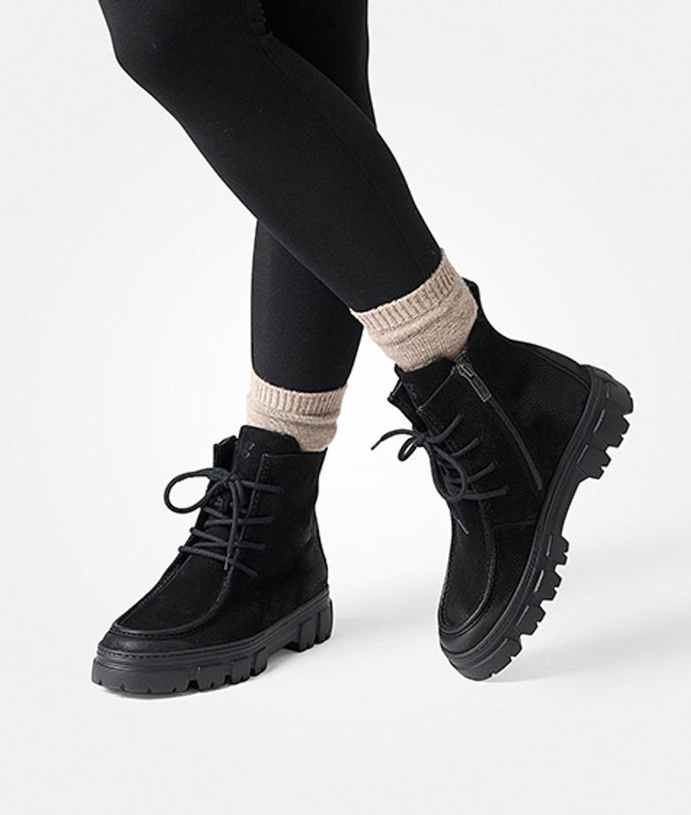 Paul Green 5499-028 boots in black