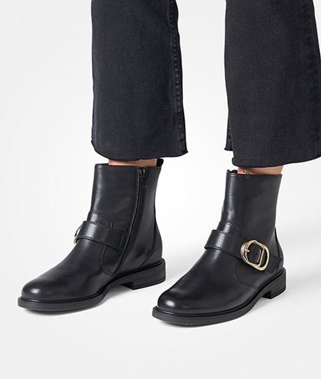 Paul Green 8230-008 ankle boots in black