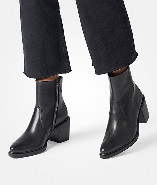 Paul Green 8244-008 ankle boots in black