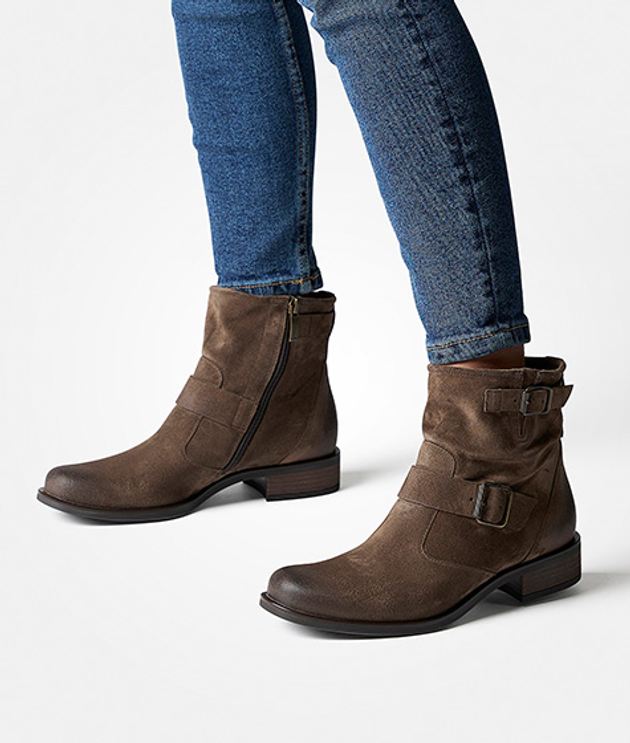 Paul Green 8279-006 ankle boots in brown