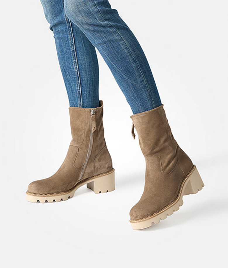 Paul Green 8133-058 ankle boots in beige