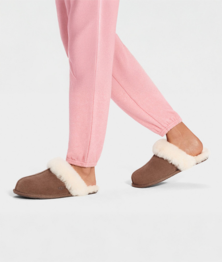 UGG 1106872-ESP SCUFETTE II slippers in brown