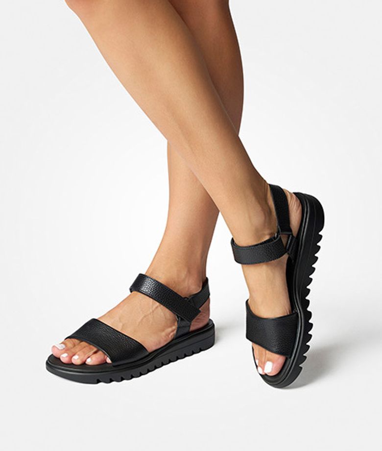 Paul Green 7781-035 sandals in black