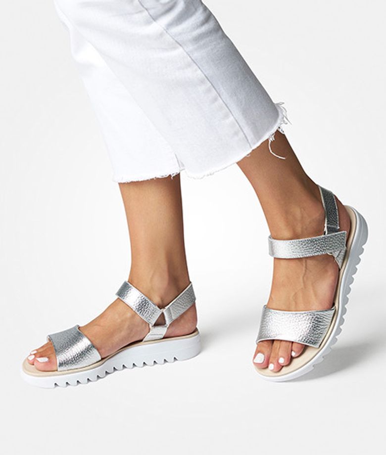 Paul Green 7781-055 sandals in silver