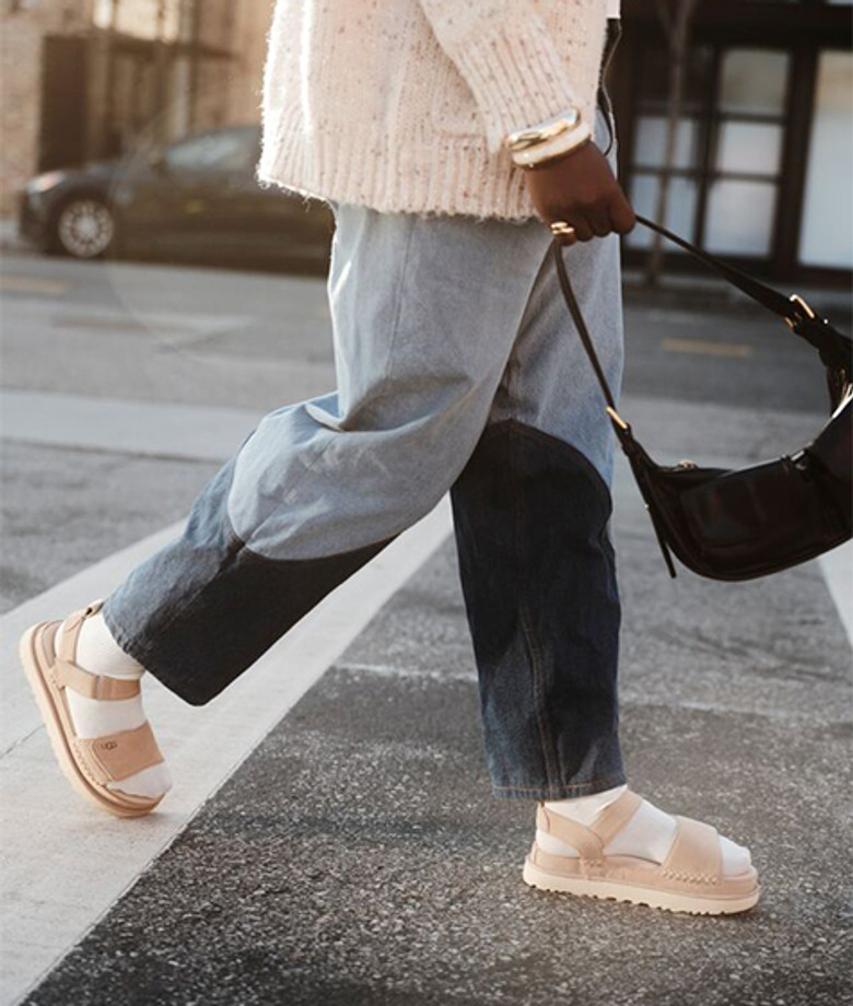 UGG 1136783-SAN GOLDENSTAR sandals in beige