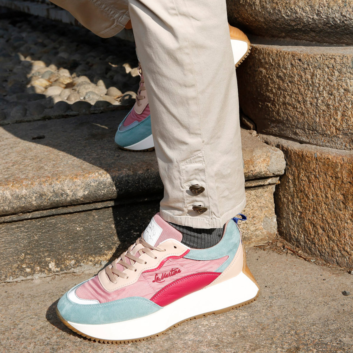 【PORTERNA】Rosen Ena Sneakers ENA Athletics Unveil New Proto Runner 1 - News - Link Up TV