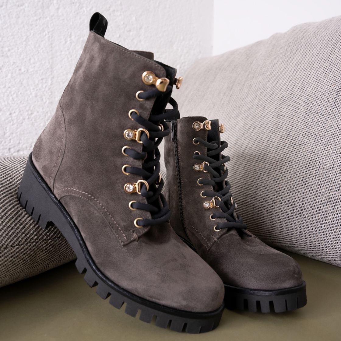 Donna Carolina 48.699.054 - Grey