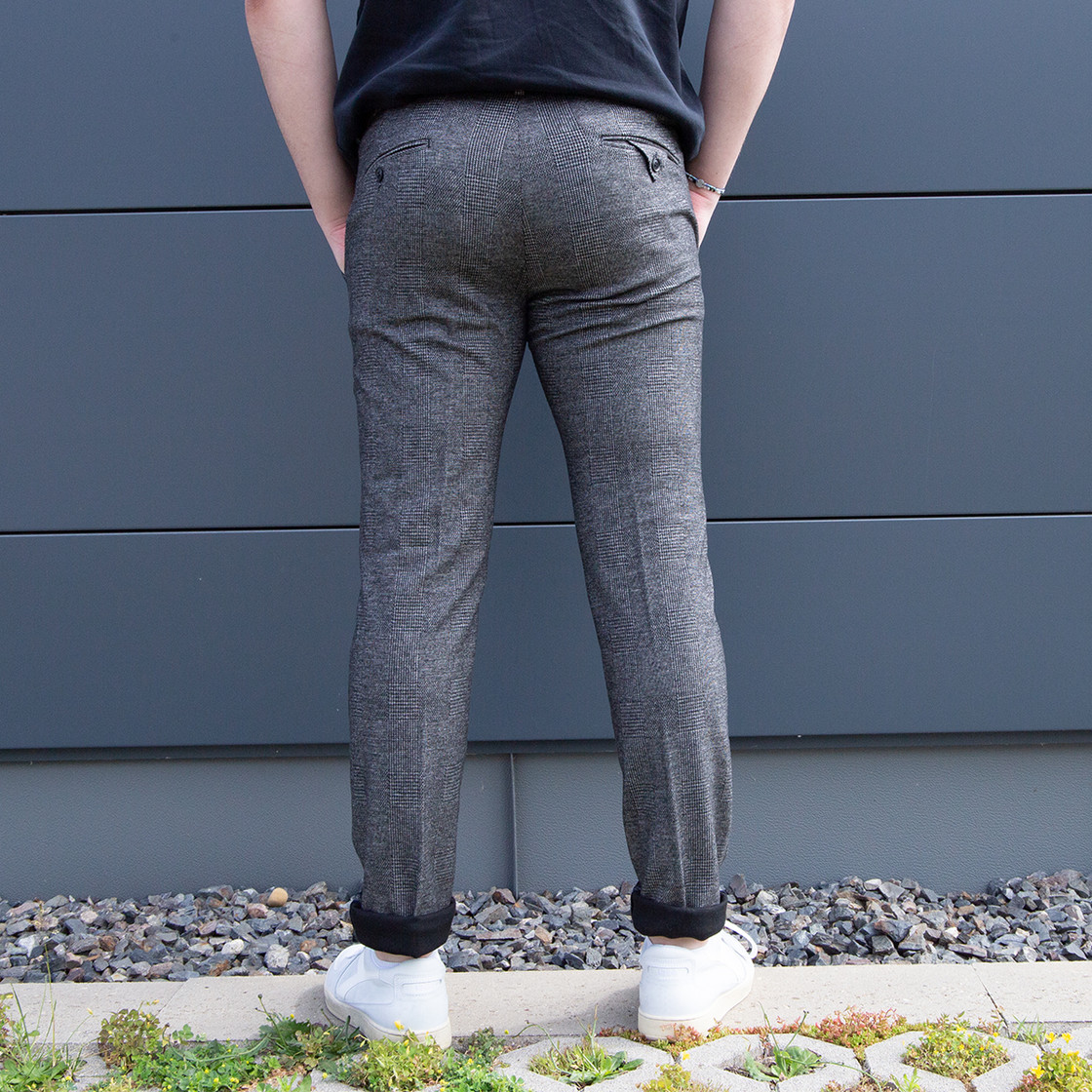 Mason's Torino Jog chino pants Glenchec - Gray - Back view