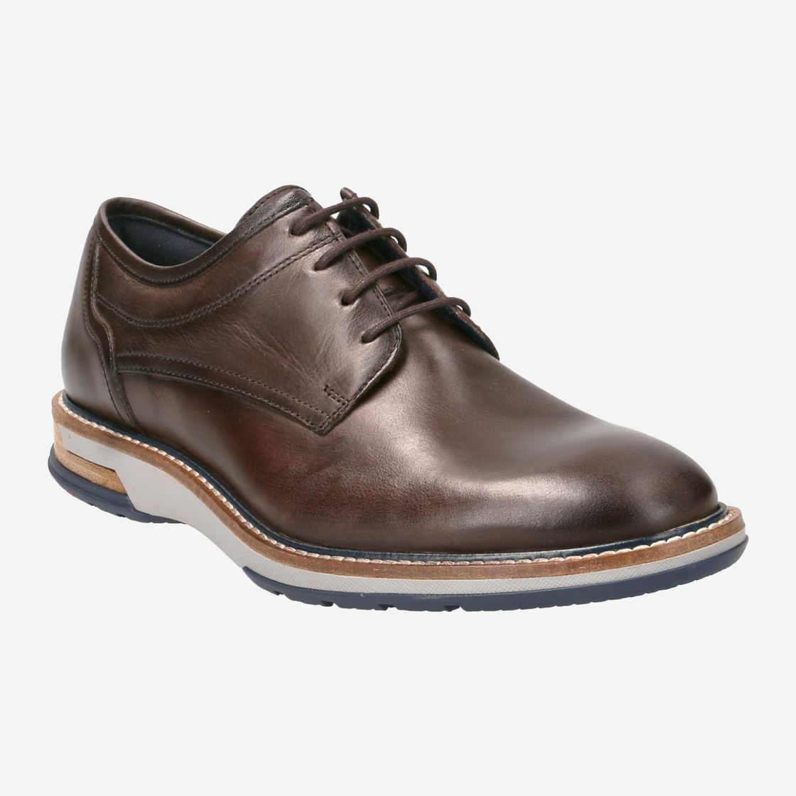Lloyd GARCIA - Brown - side view