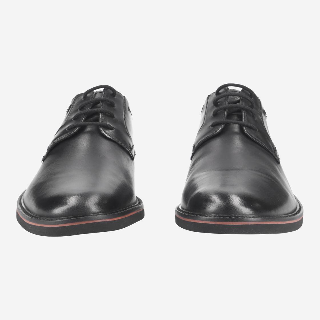 Clarks Atticus LTLace - Black - Front view