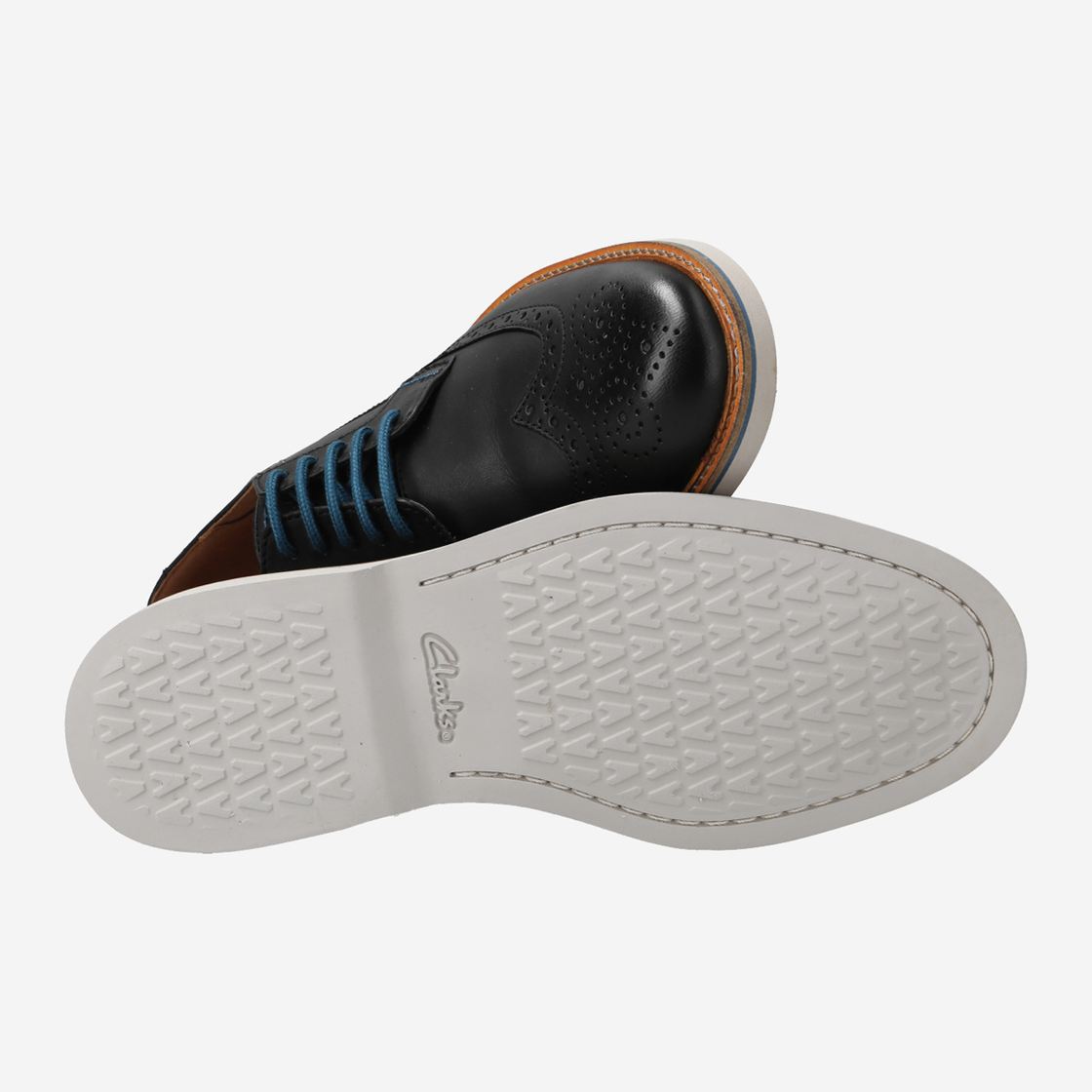 Clarks AtticusLTLimit - Black - Top View