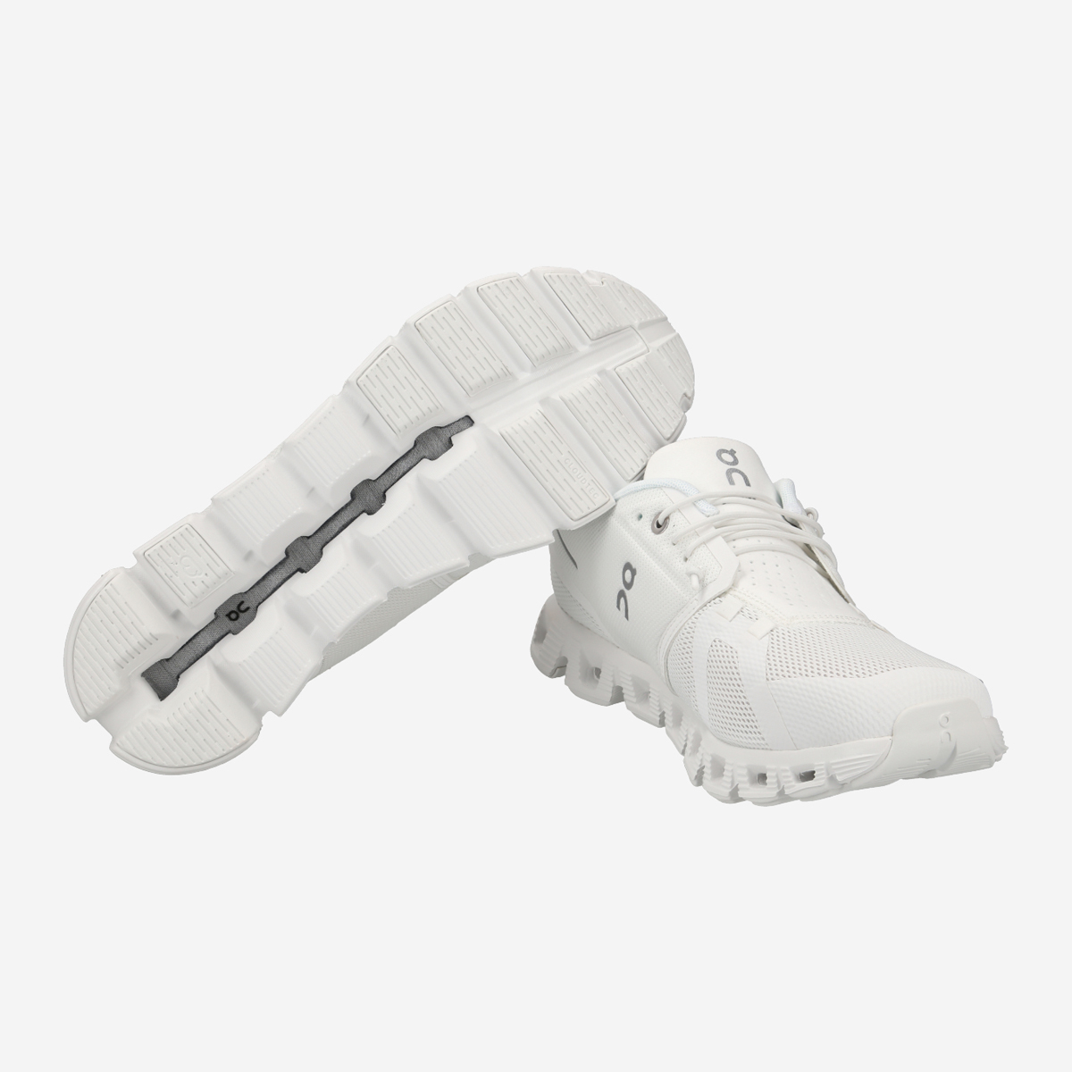 On 59.98376 Cloud 5 Sneakers in white buy online