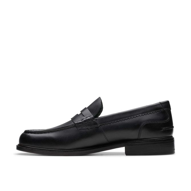 Clarks CraftJames Lo - Black - Front view