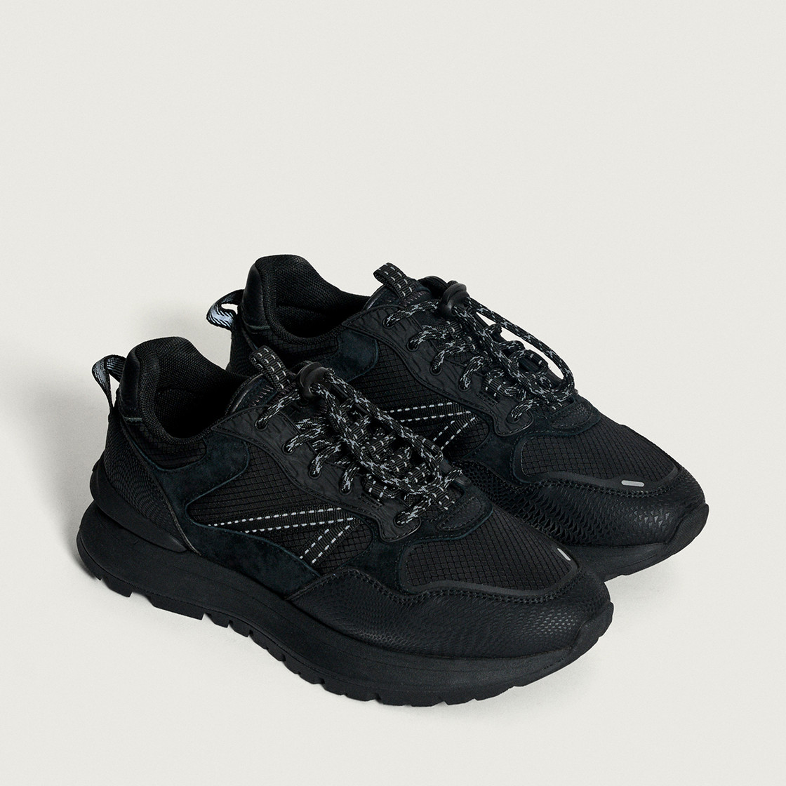 THE HOFF BRAND CITY OFF ROAD - Black - Side view