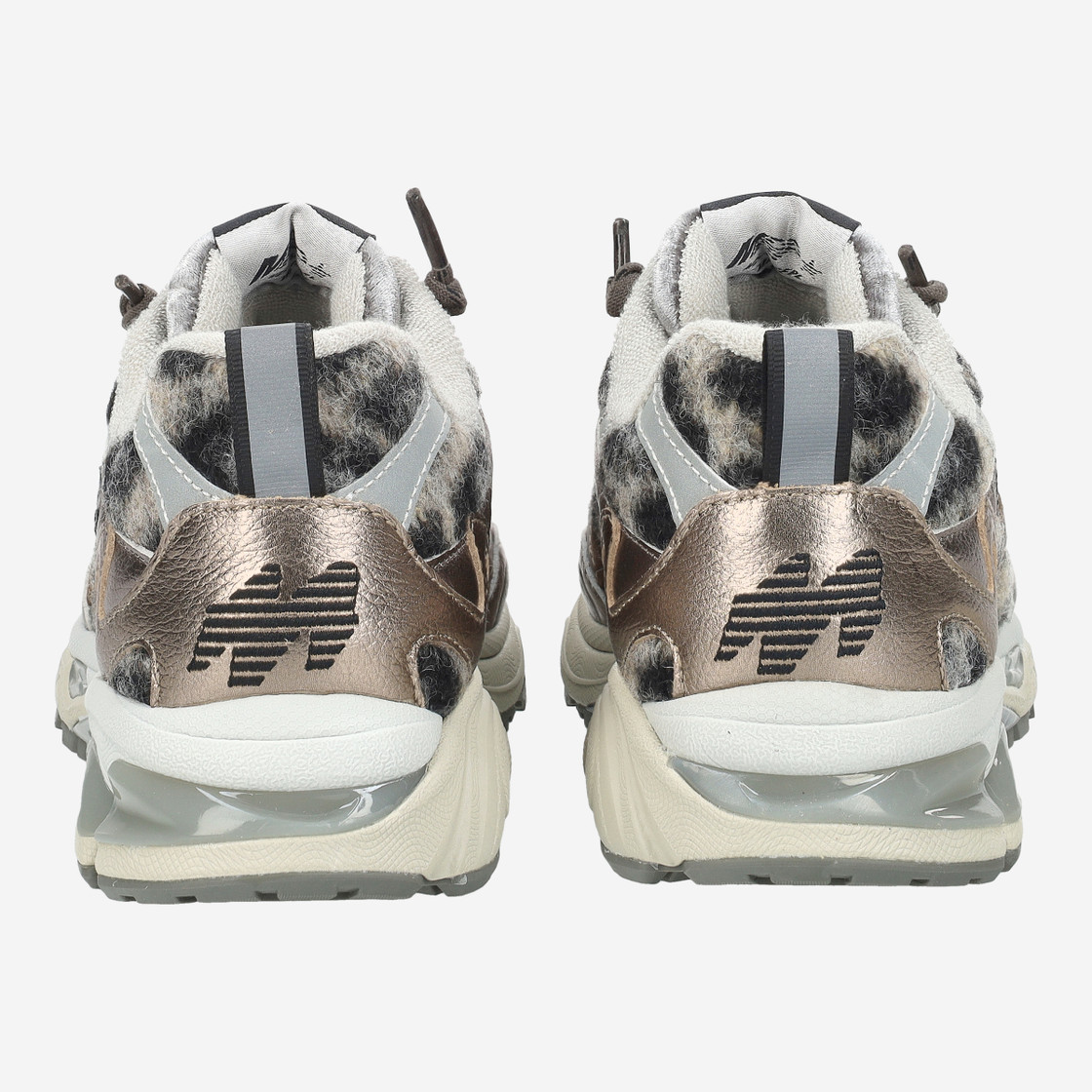 MRP MRP01 - Black, Leo, Metallic - Side view